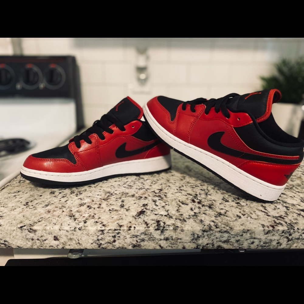 Air Jordan 1 low “Gym Red”